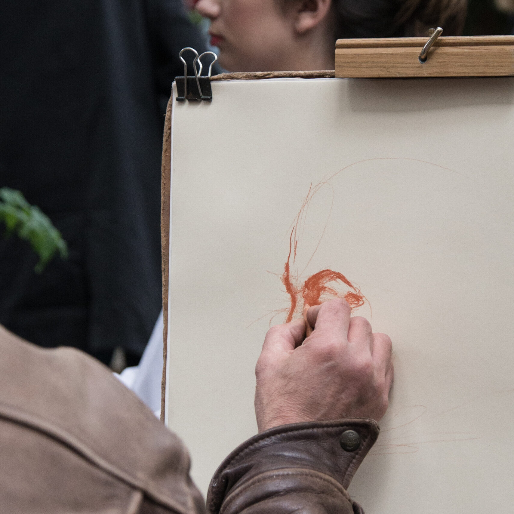 street-artist-in-action